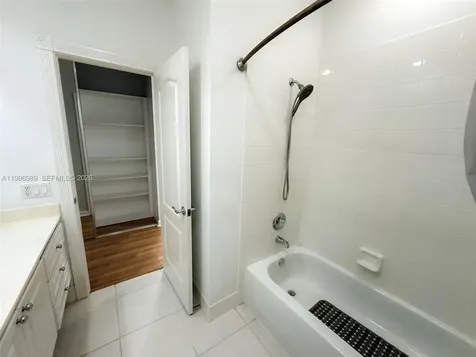 197 Santa Barbara Way Palm Beach Gardens FL 33410