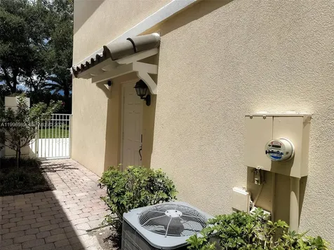 197 Santa Barbara Way Palm Beach Gardens FL 33410