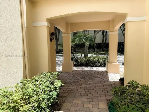 197 Santa Barbara Way Palm Beach Gardens FL 33410