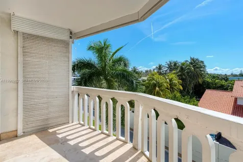 3199 S Ocean Drive Hallandale Beach FL 33009