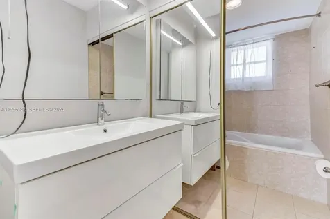 3199 S Ocean Drive Hallandale Beach FL 33009