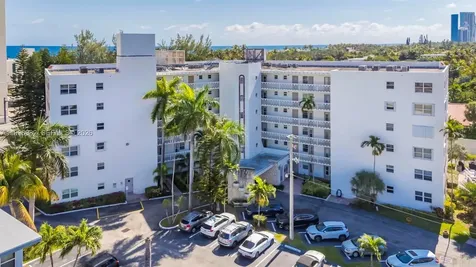 3199 S Ocean Drive Hallandale Beach FL 33009