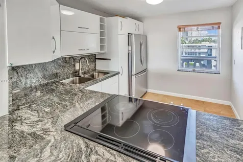 3199 S Ocean Drive Hallandale Beach FL 33009
