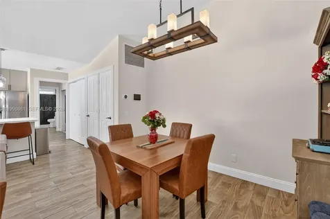 102 Sun Terrace Court Palm Beach Gardens FL 33403