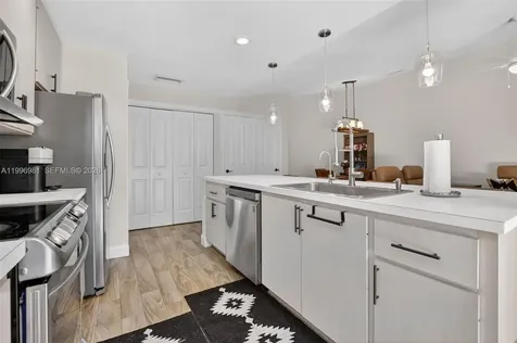 102 Sun Terrace Court Palm Beach Gardens FL 33403