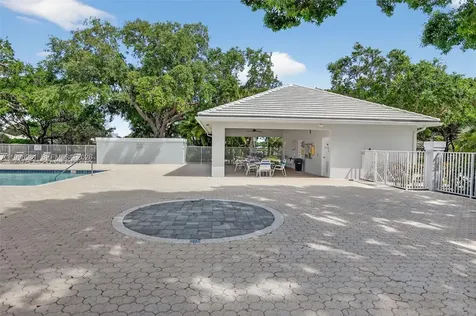 102 Sun Terrace Court Palm Beach Gardens FL 33403