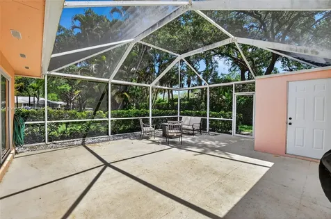 102 Sun Terrace Court Palm Beach Gardens FL 33403