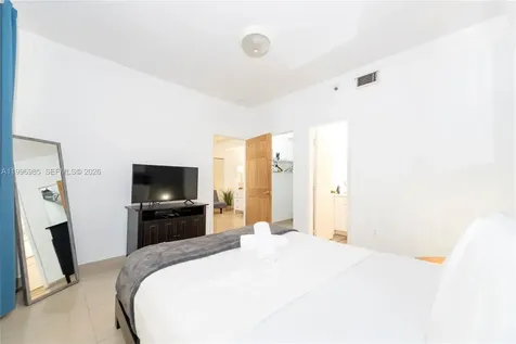 918 Ocean Drive Miami Beach FL 33139