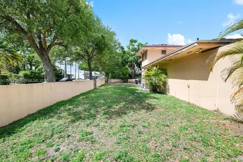 1545 Cantoria Avenue Coral Gables FL 33146