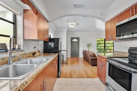 1440 NE 148th Street Miami FL 33161
