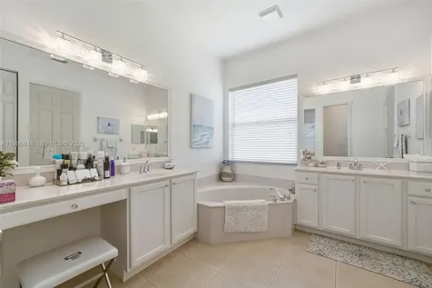 608 SW Chesapeake Court Port St. Lucie FL 34986
