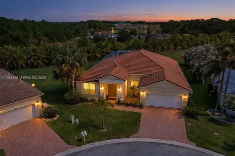 608 SW Chesapeake Court Port St. Lucie FL 34986