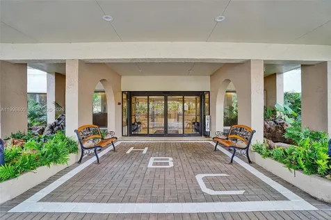 1800 S Ocean Boulevard Lauderdale By The Sea FL 33062