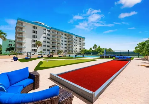 1800 S Ocean Boulevard Lauderdale By The Sea FL 33062
