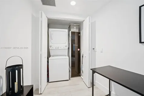 121 NE 34th Street Miami FL 33137