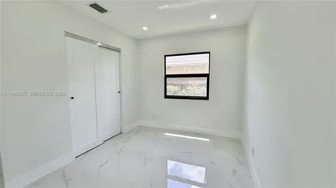 4750 NW 21st Avenue Miami FL 33142