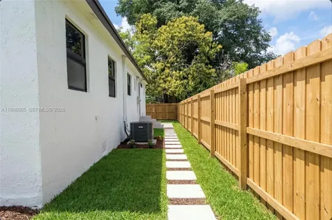 4750 NW 21st Avenue Miami FL 33142
