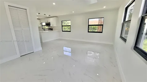4750 NW 21st Avenue Miami FL 33142