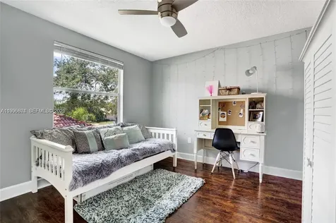 13813 NW 21st Street Pembroke Pines FL 33028