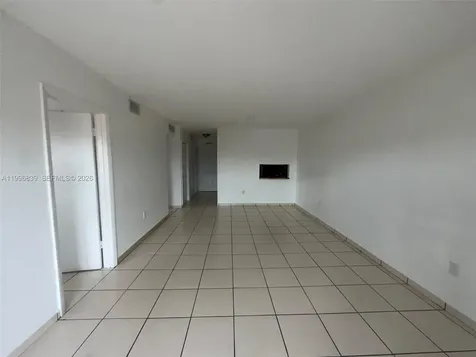 120 Royal Palm Road Hialeah Gardens FL 33016
