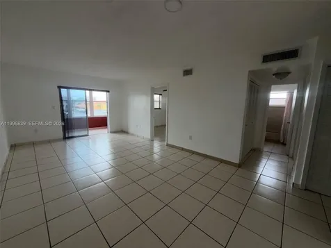 120 Royal Palm Road Hialeah Gardens FL 33016