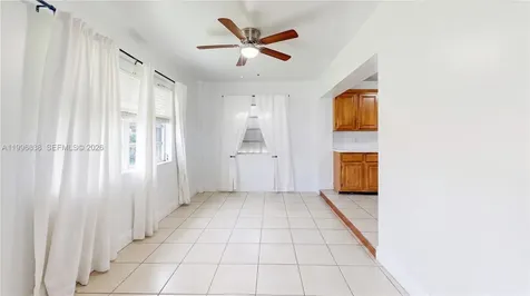1560 NE 12th Street Homestead FL 33033