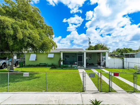 1560 NE 12th Street Homestead FL 33033
