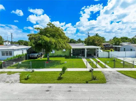 1560 NE 12th Street Homestead FL 33033