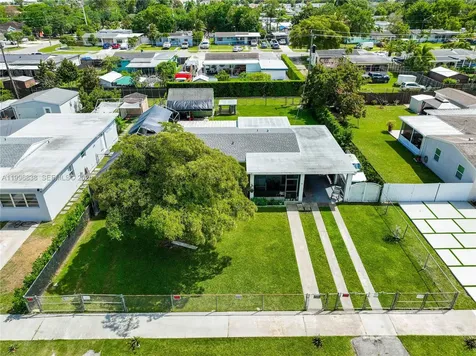 1560 NE 12th Street Homestead FL 33033