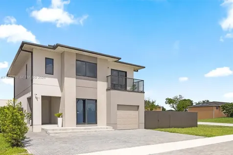 321 NW 13th Place Florida City FL 33034