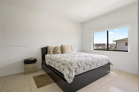 321 NW 13th Place Florida City FL 33034