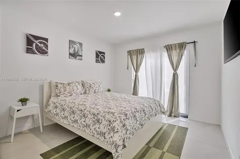 321 NW 13th Place Florida City FL 33034