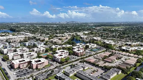 2861 Somerset Drive Lauderdale Lakes FL 33311