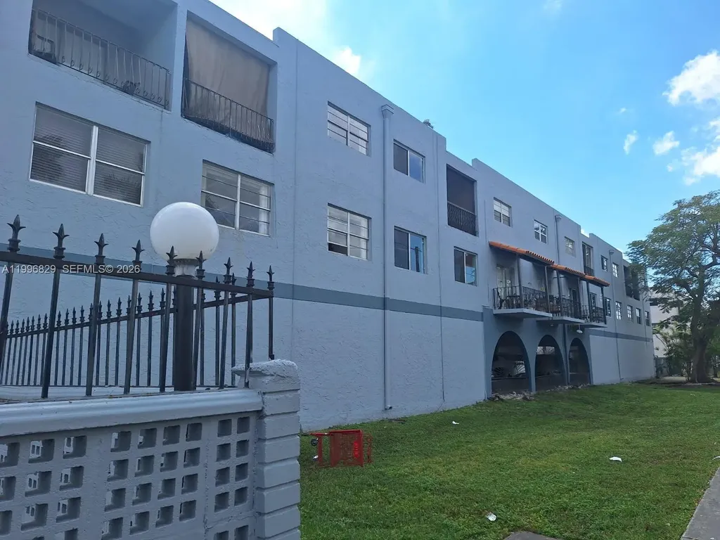1300 W 53rd Street Hialeah FL 33012