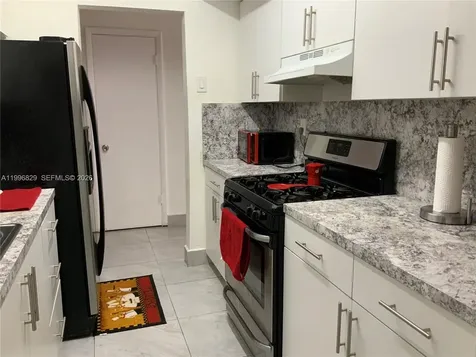 1300 W 53rd Street Hialeah FL 33012