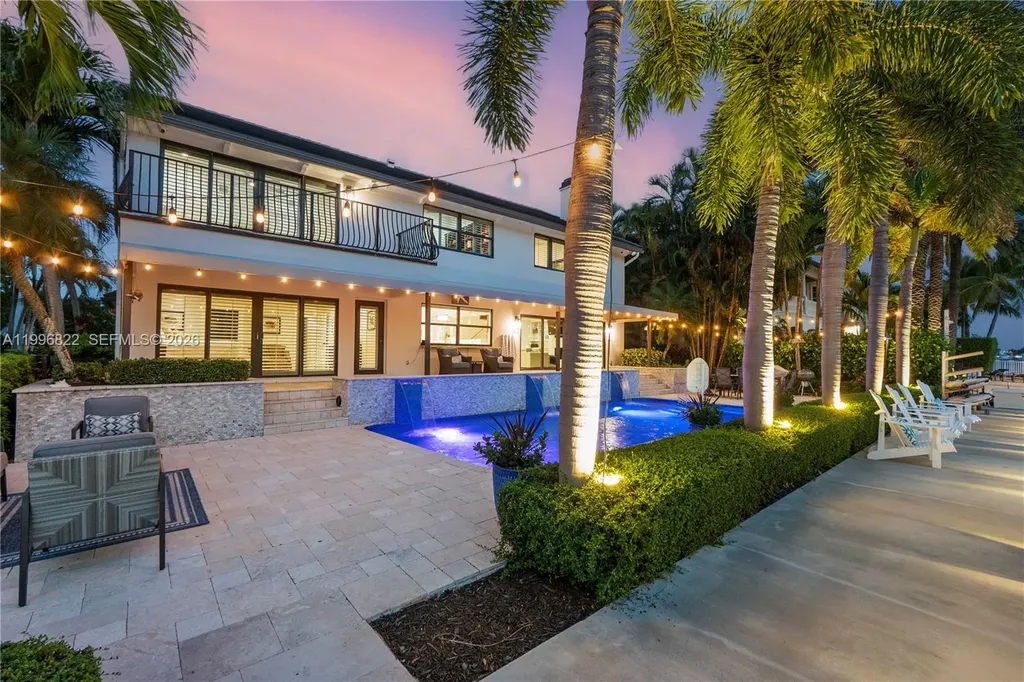 3333 NE 30th Avenue Lighthouse Point FL 33064