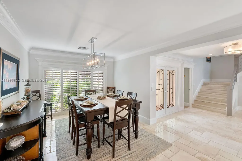 3333 NE 30th Avenue Lighthouse Point FL 33064