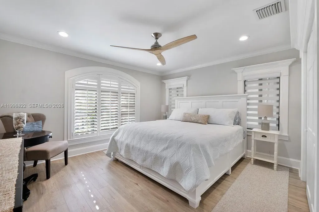 3333 NE 30th Avenue Lighthouse Point FL 33064