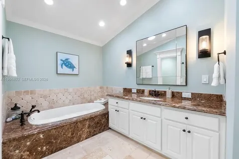3333 NE 30th Avenue Lighthouse Point FL 33064