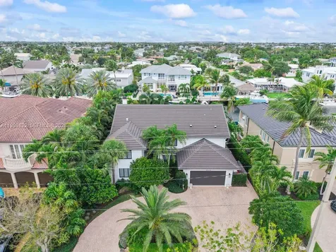 3333 NE 30th Avenue Lighthouse Point FL 33064