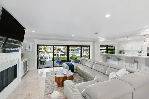 3333 NE 30th Avenue Lighthouse Point FL 33064