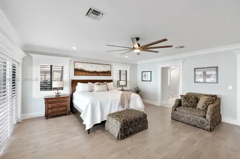 3333 NE 30th Avenue Lighthouse Point FL 33064