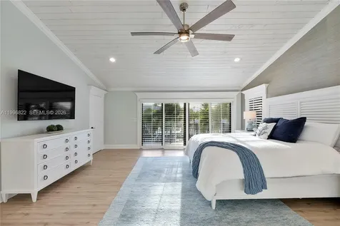 3333 NE 30th Avenue Lighthouse Point FL 33064