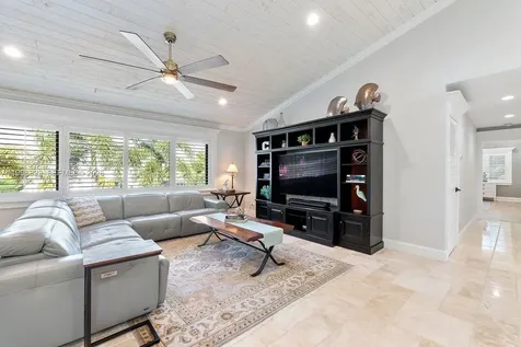 3333 NE 30th Avenue Lighthouse Point FL 33064