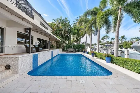 3333 NE 30th Avenue Lighthouse Point FL 33064