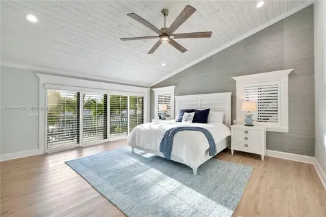 3333 NE 30th Avenue Lighthouse Point FL 33064
