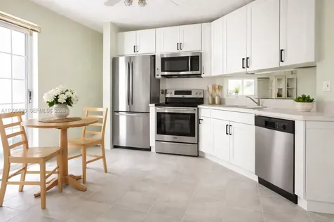 10352 NW 46th Street Doral FL 33178