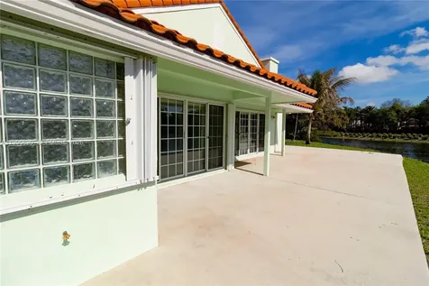 10352 NW 46th Street Doral FL 33178