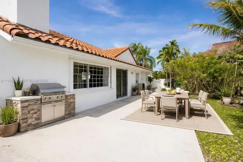 10352 NW 46th Street Doral FL 33178