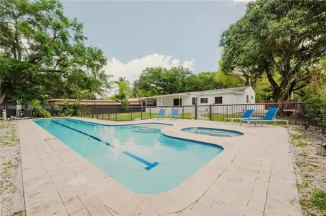 13236 NE 4th Avenue North Miami FL 33161